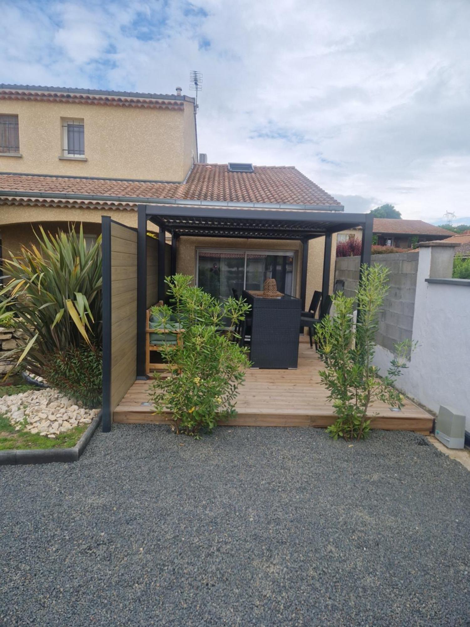 Appartement Pour 4 Avec Terrasse Chanos-Curson Eksteriør bilde